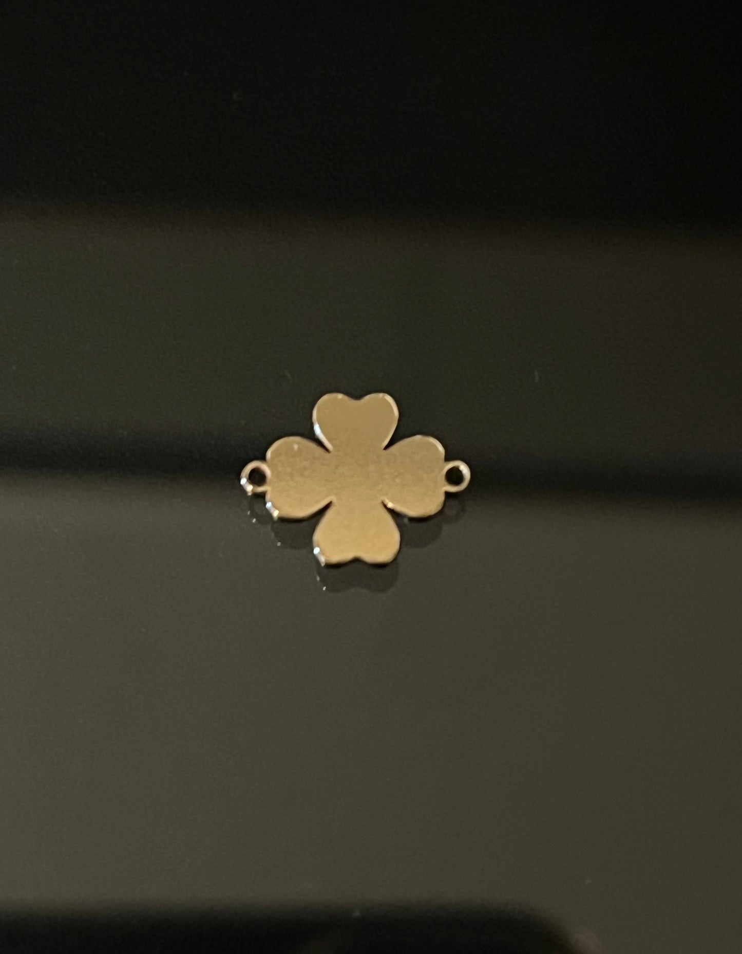 Flower connector