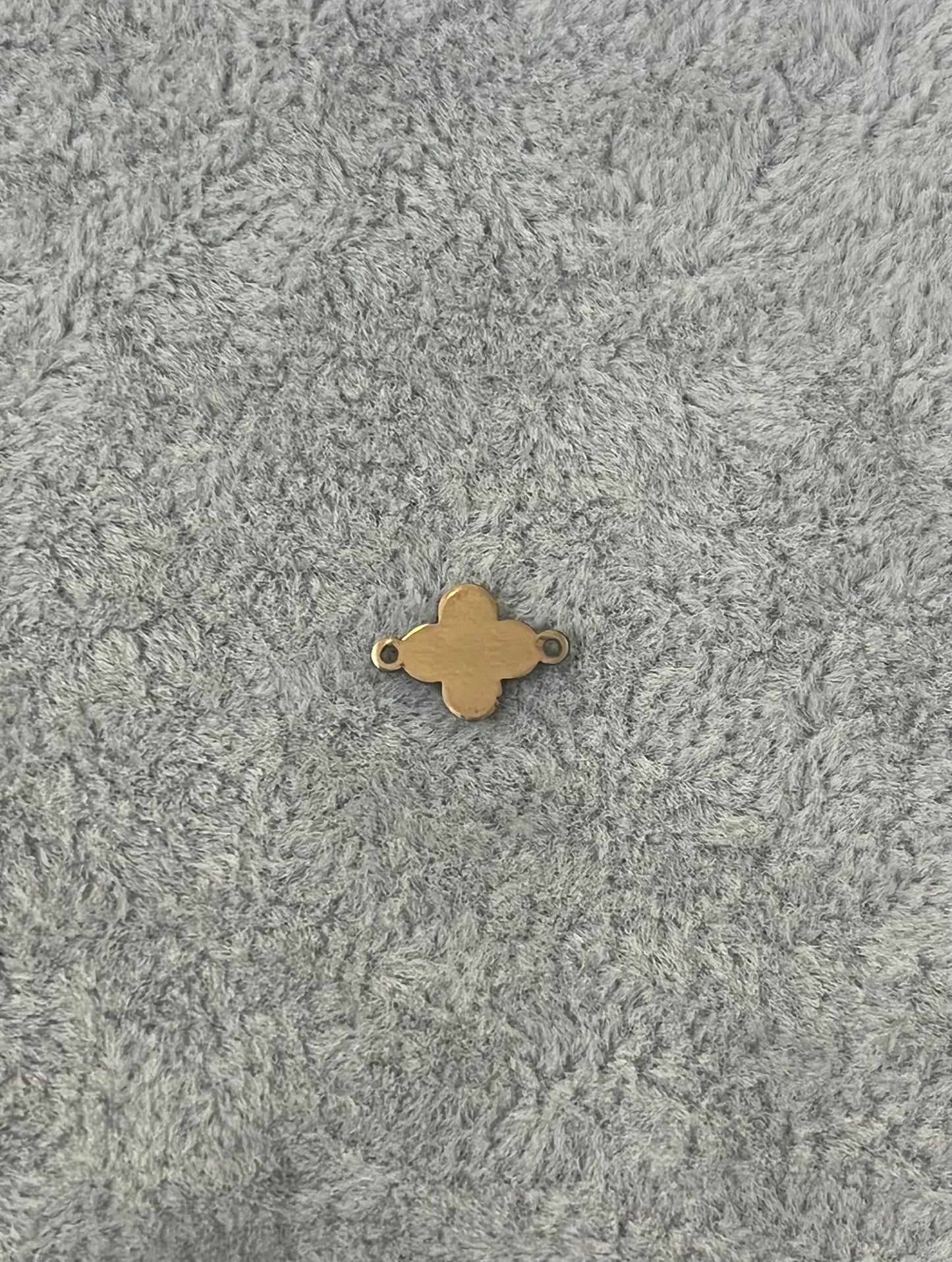 Clover Connector