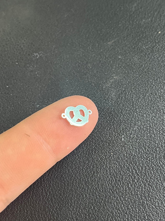 Sterling silver Pretzel connector