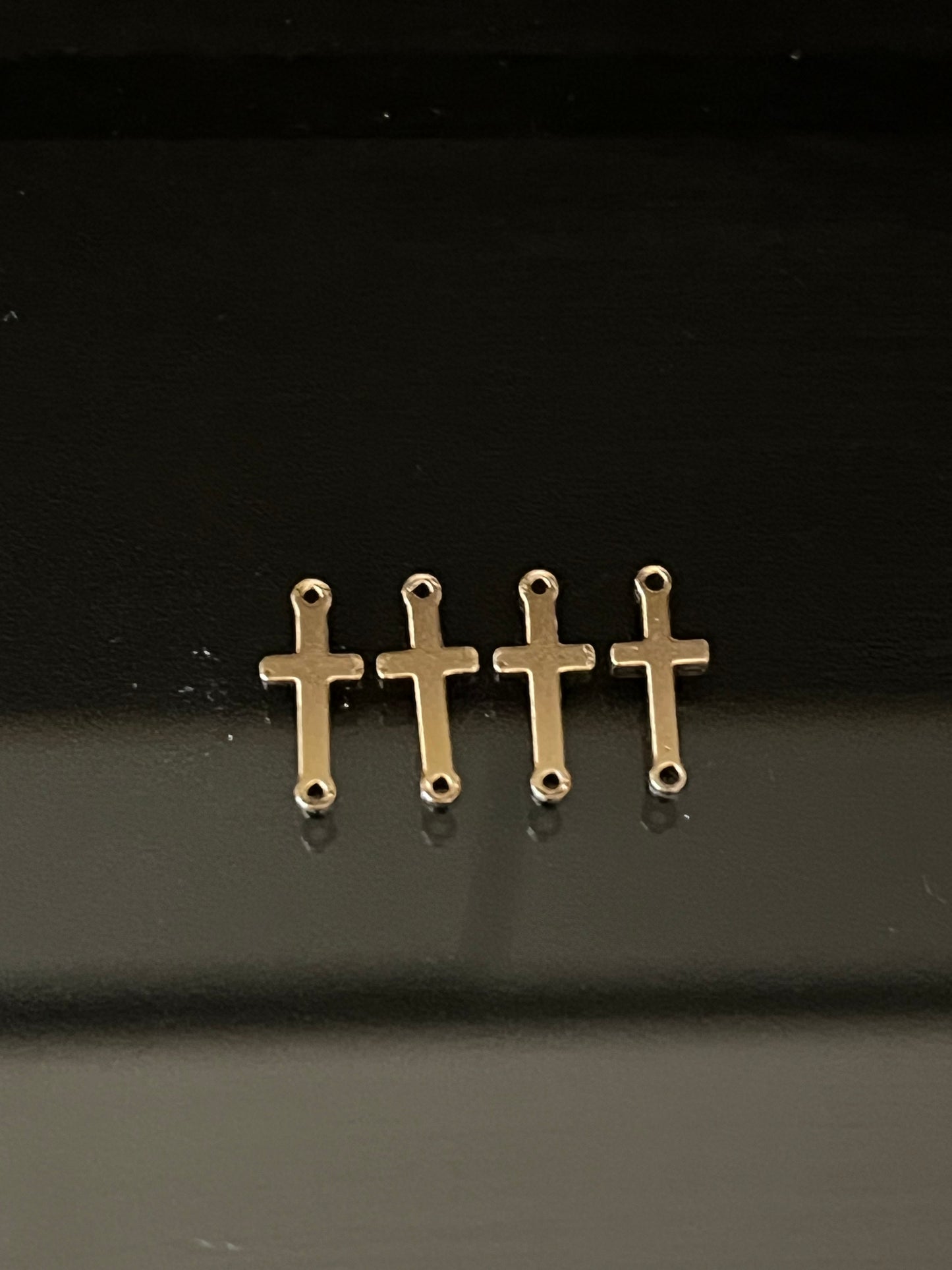 Cross Connector