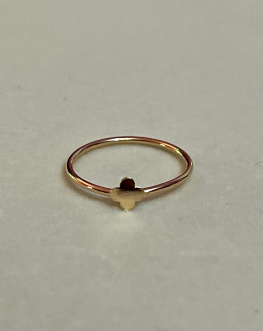 Clover Ring