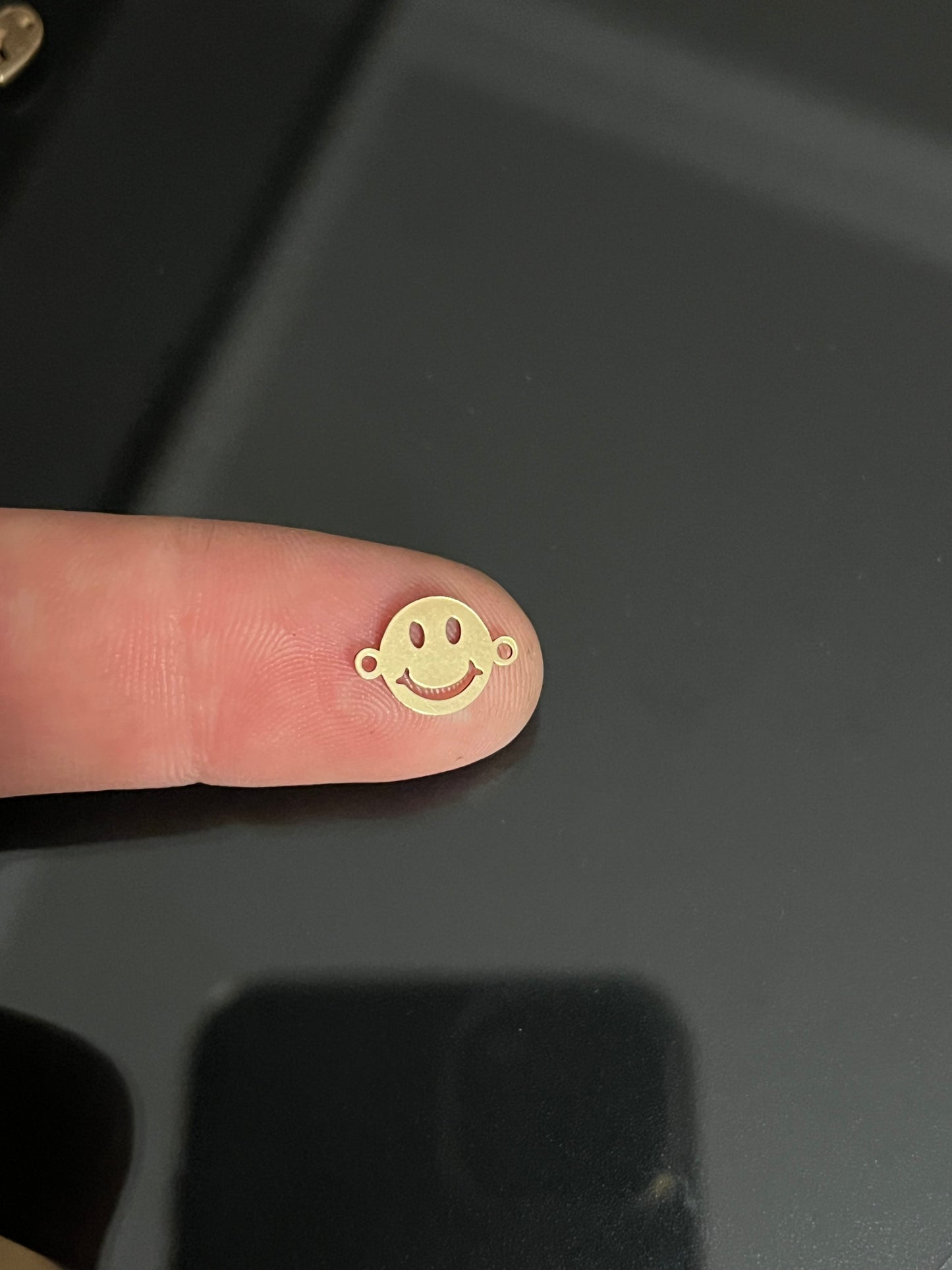 Smile Connector